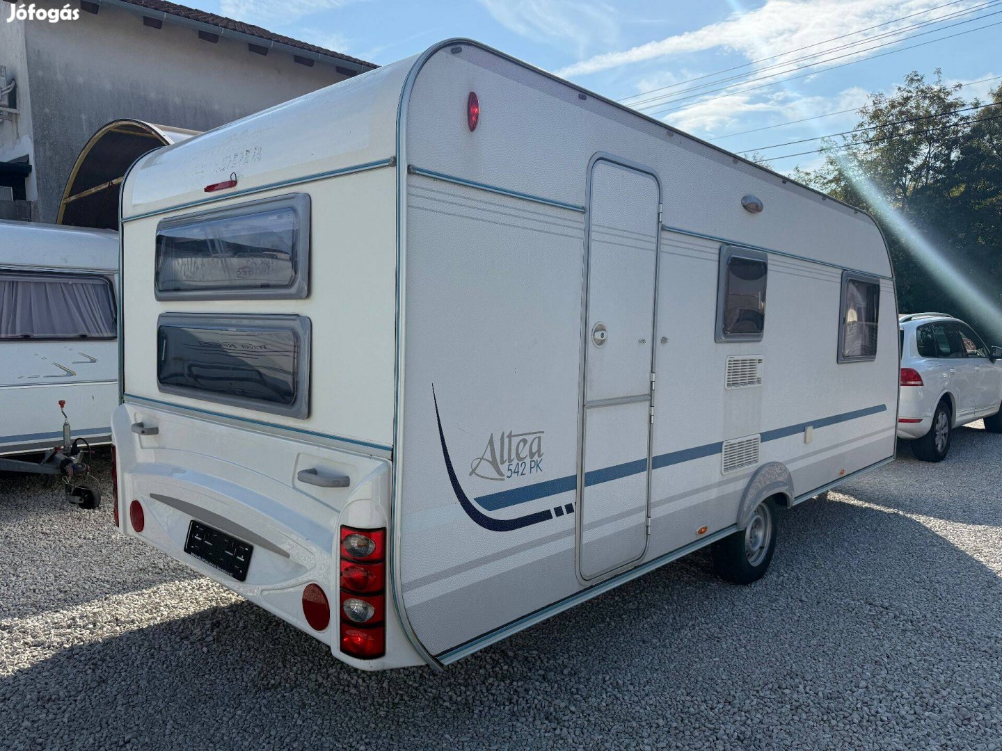 Lakókocsi Adria telepítésre,6 fekhely,Klíma,elősátor,2008-as évjárat!!