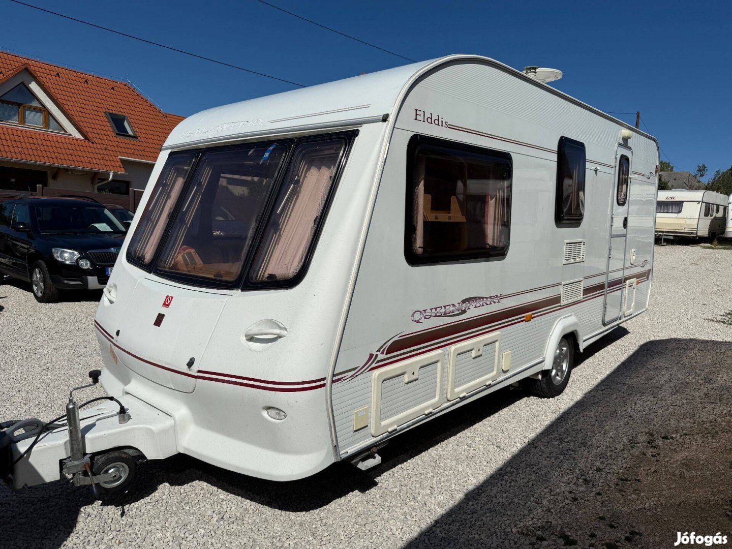 Lakókocsi Elddis telepítésre,meleg víz,zuhany,mover,4 szem,gyönyörű!