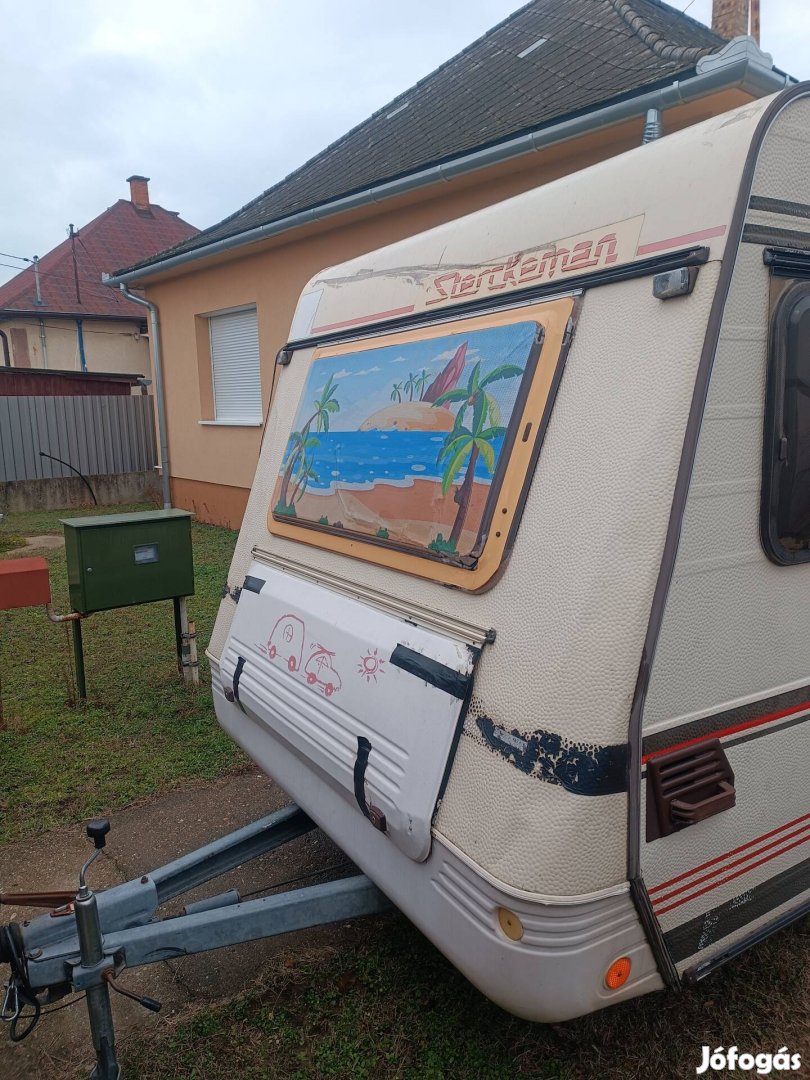 Lakókocsi Sterckeman műszakival