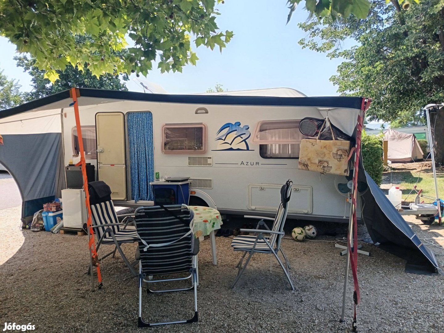 Lakókocsi! Knaus Azur 4 személyes gazdát cserélne