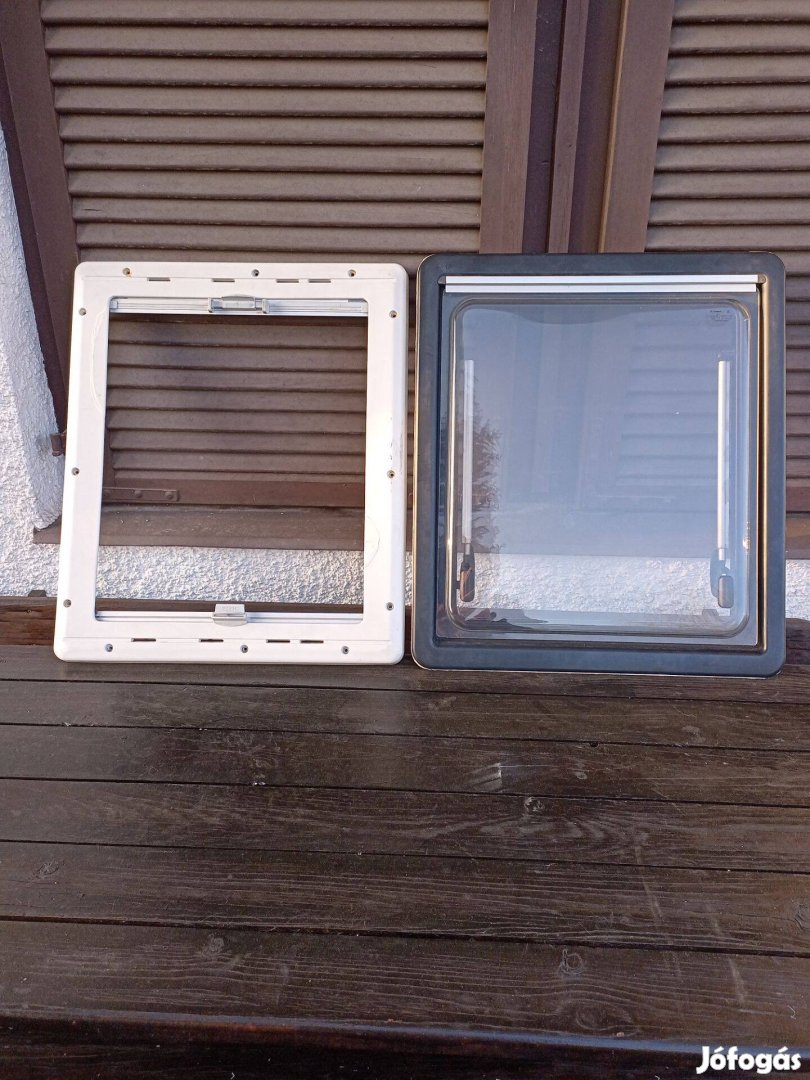 Lakókocsi - lakóautó ablak eladó