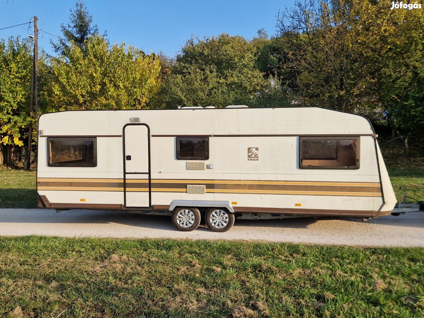 Lakókocsi nagyonjó állapotban a szállítás megoldhato