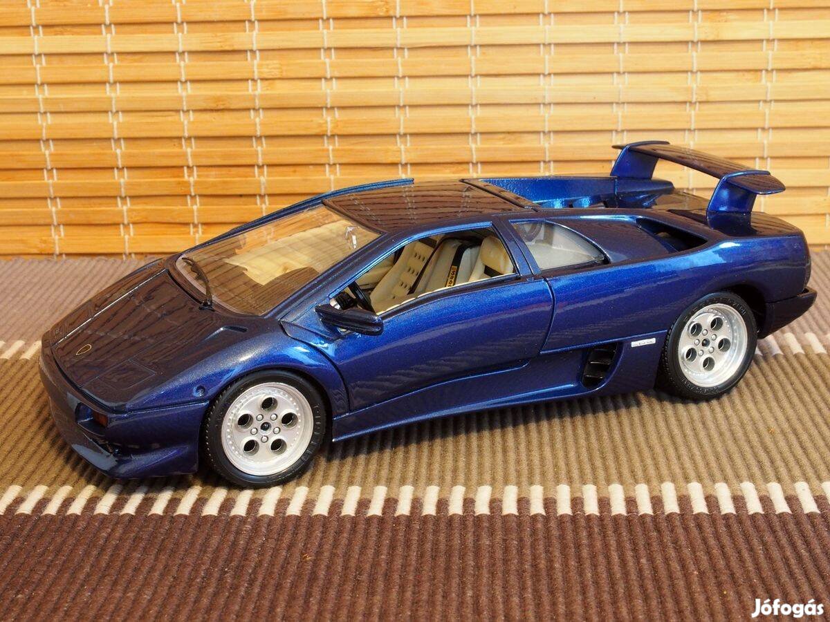 Lamborghini Diablo (1990) modellautó 1:18