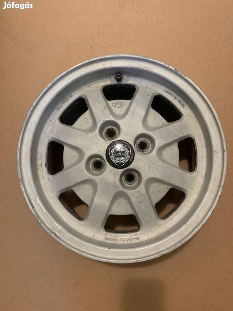 Lancia Beta Coupe alufelni szett 5,5x14 coll eredeti, kupakokkal 4x98