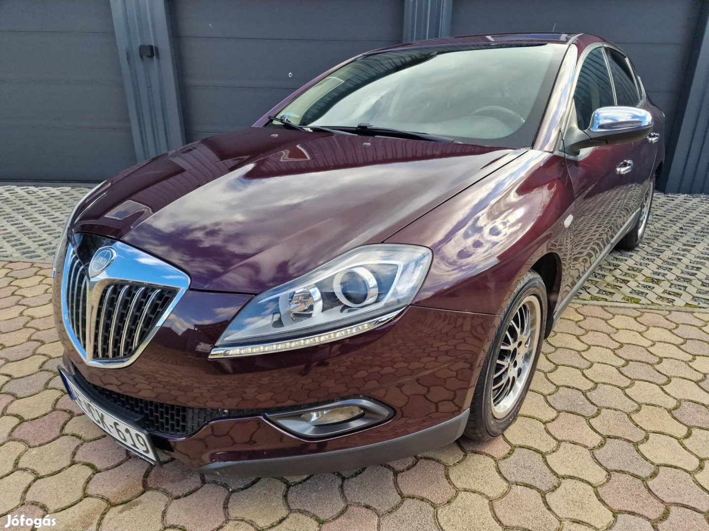 Lancia DELTA 1.4 T-Jet Oro Nagyon Szép Padlizsá...