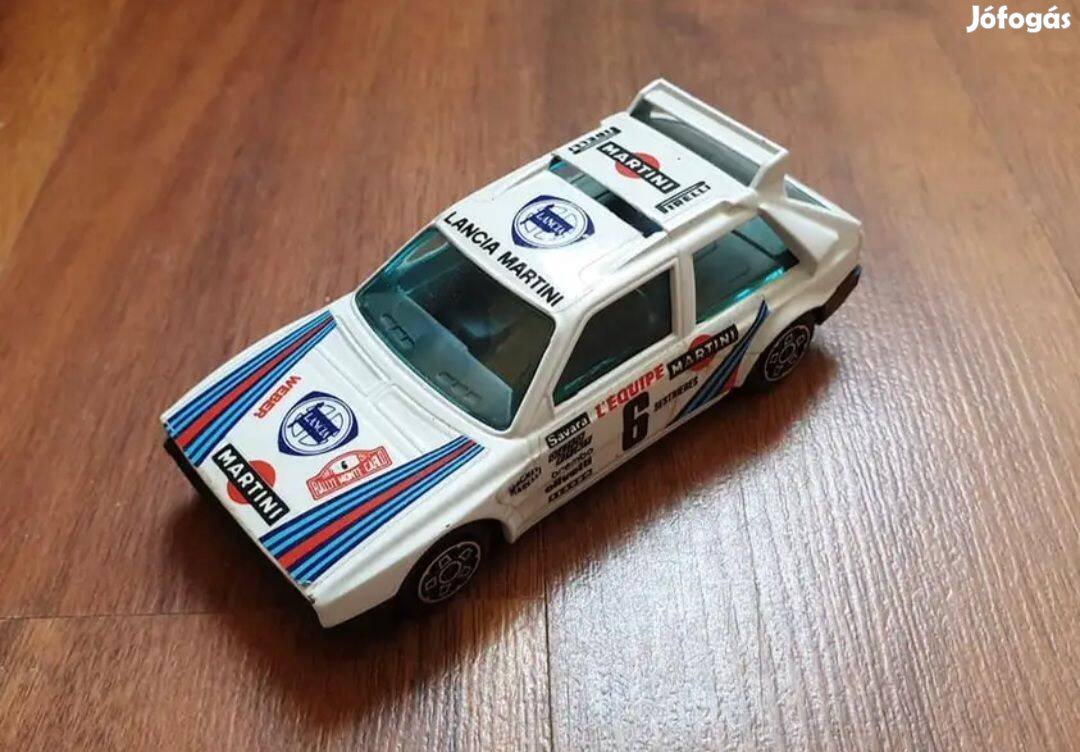 Lancia DELTA S4 Bburago 1:43 az 1980-as évekből