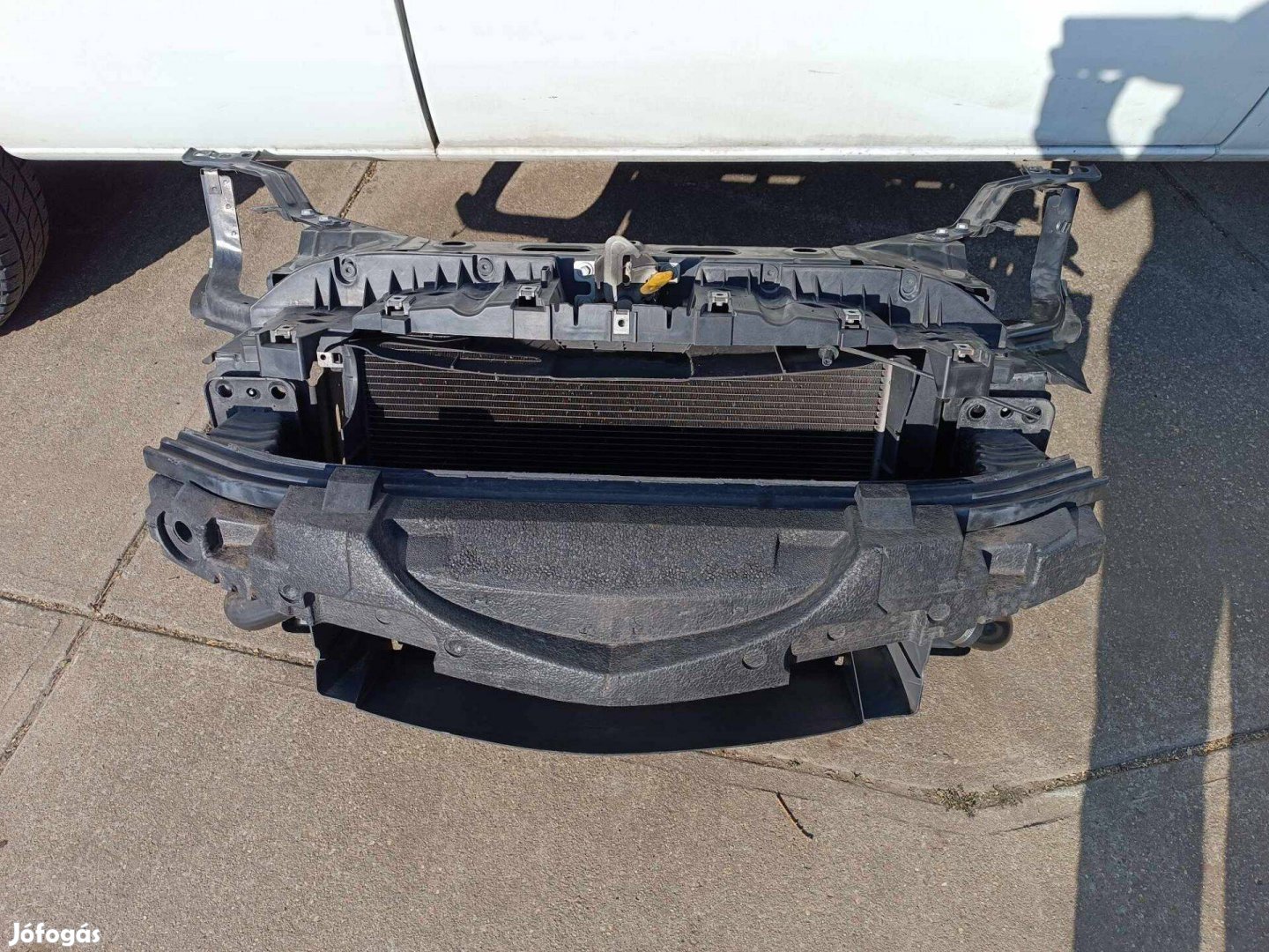 Lancia Delta III homlokfal