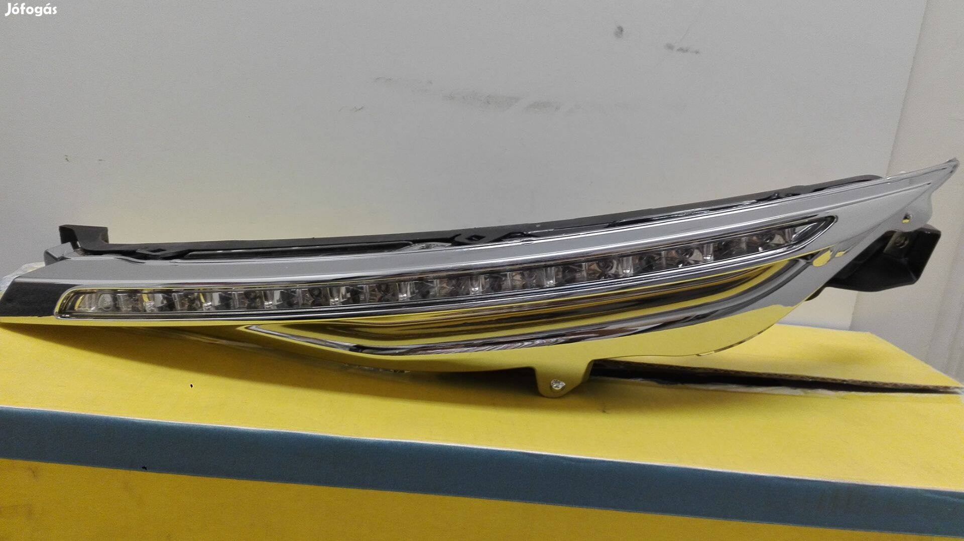 Lancia Delta nappali menetjelző bal 2008.06 -> LED