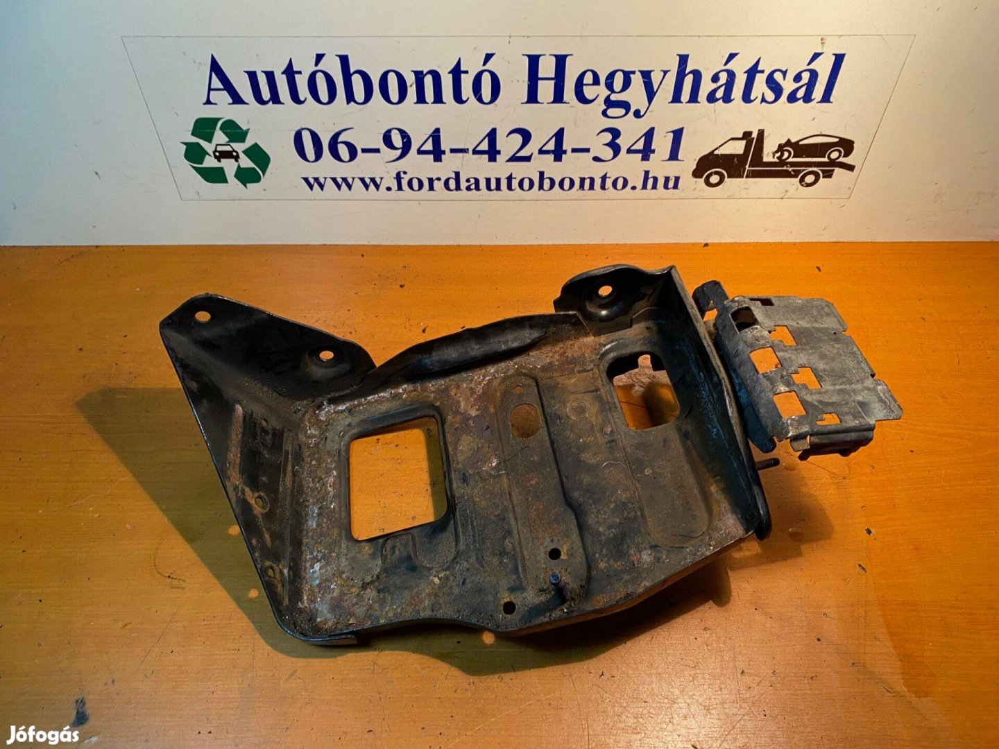 Lancia Lybra 1.9JTD akkumulátor tartó