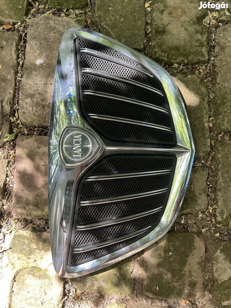 Lancia Musa díszrács 