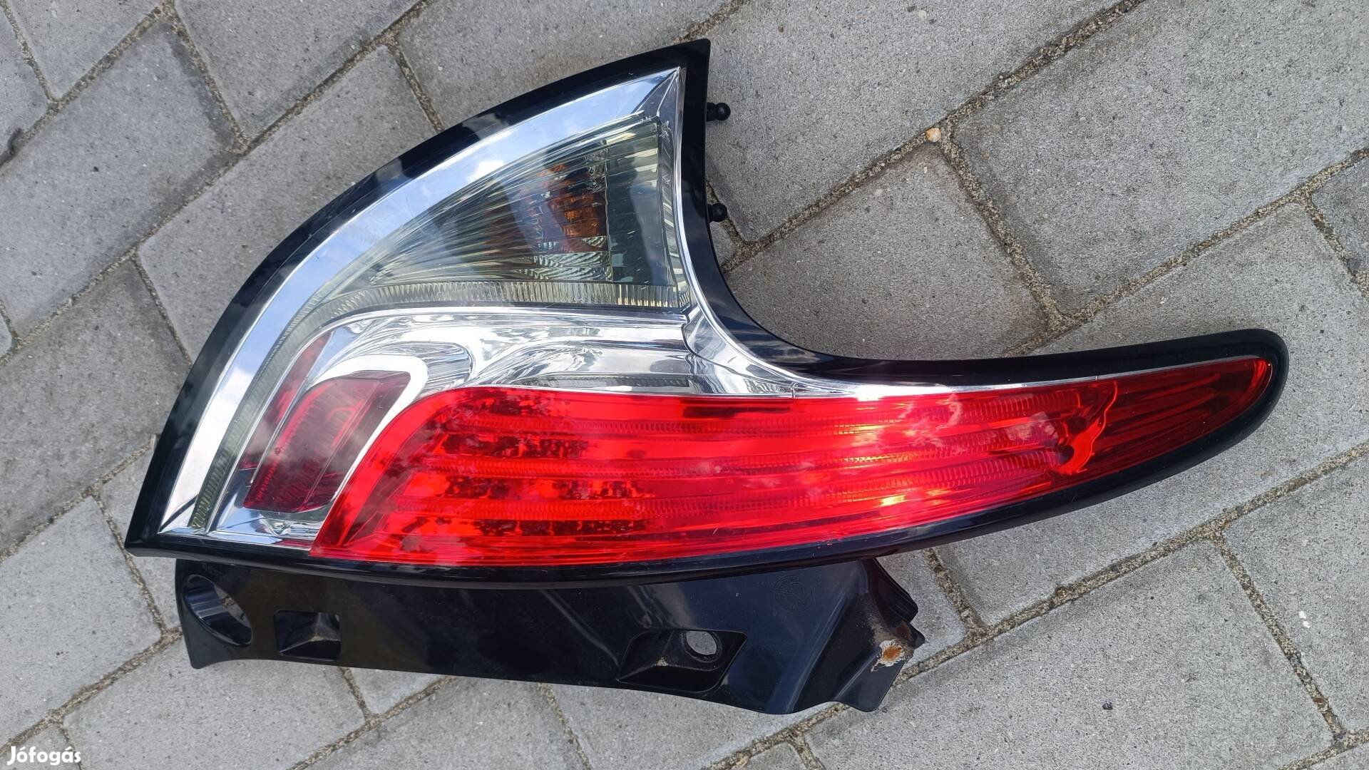 Lancia Ypsilon 846 LED bal hátsó gyári bontott lámpa