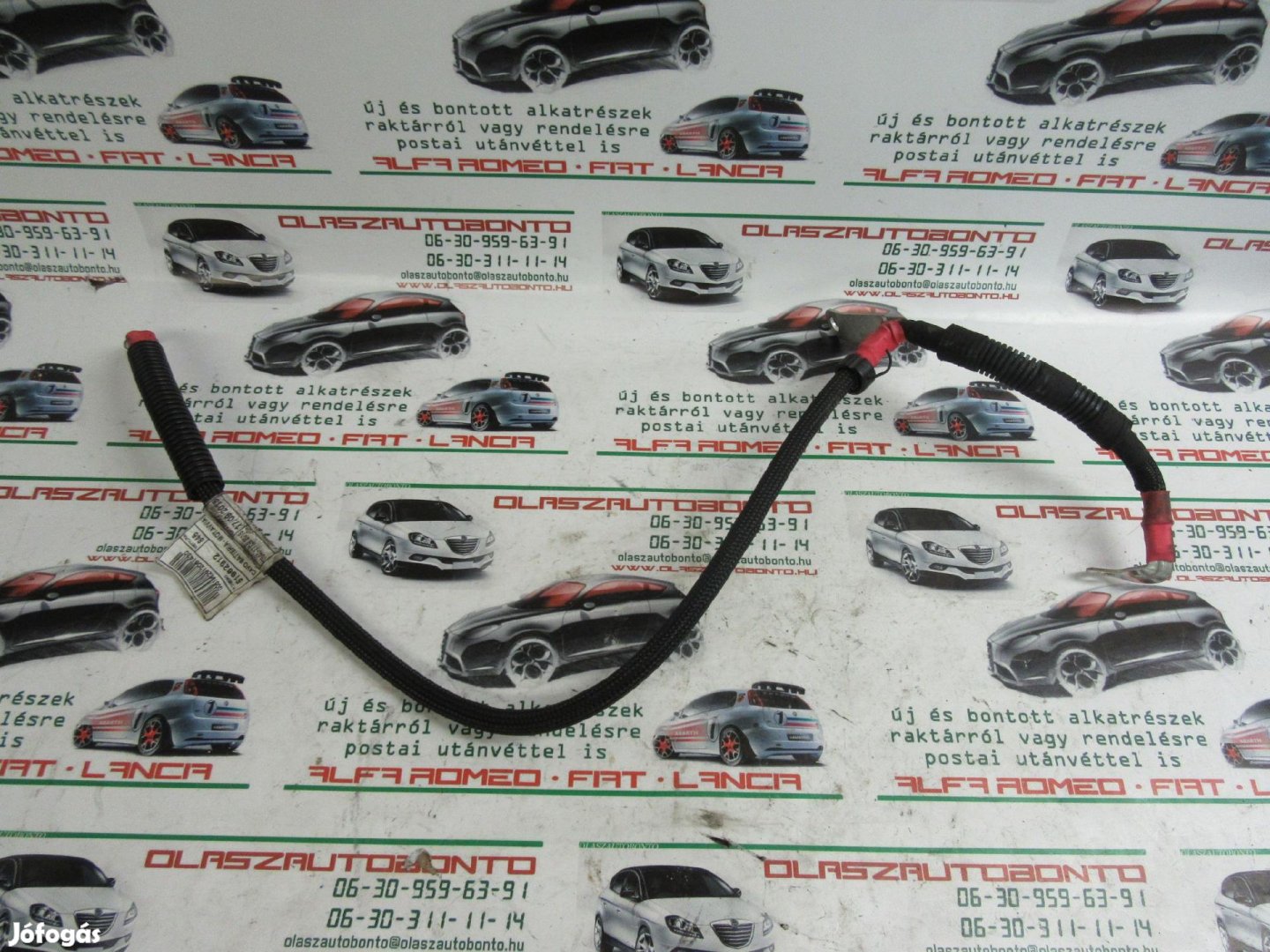 Lancia Ypsilon III. 51962912 számú pozitív akku kábel