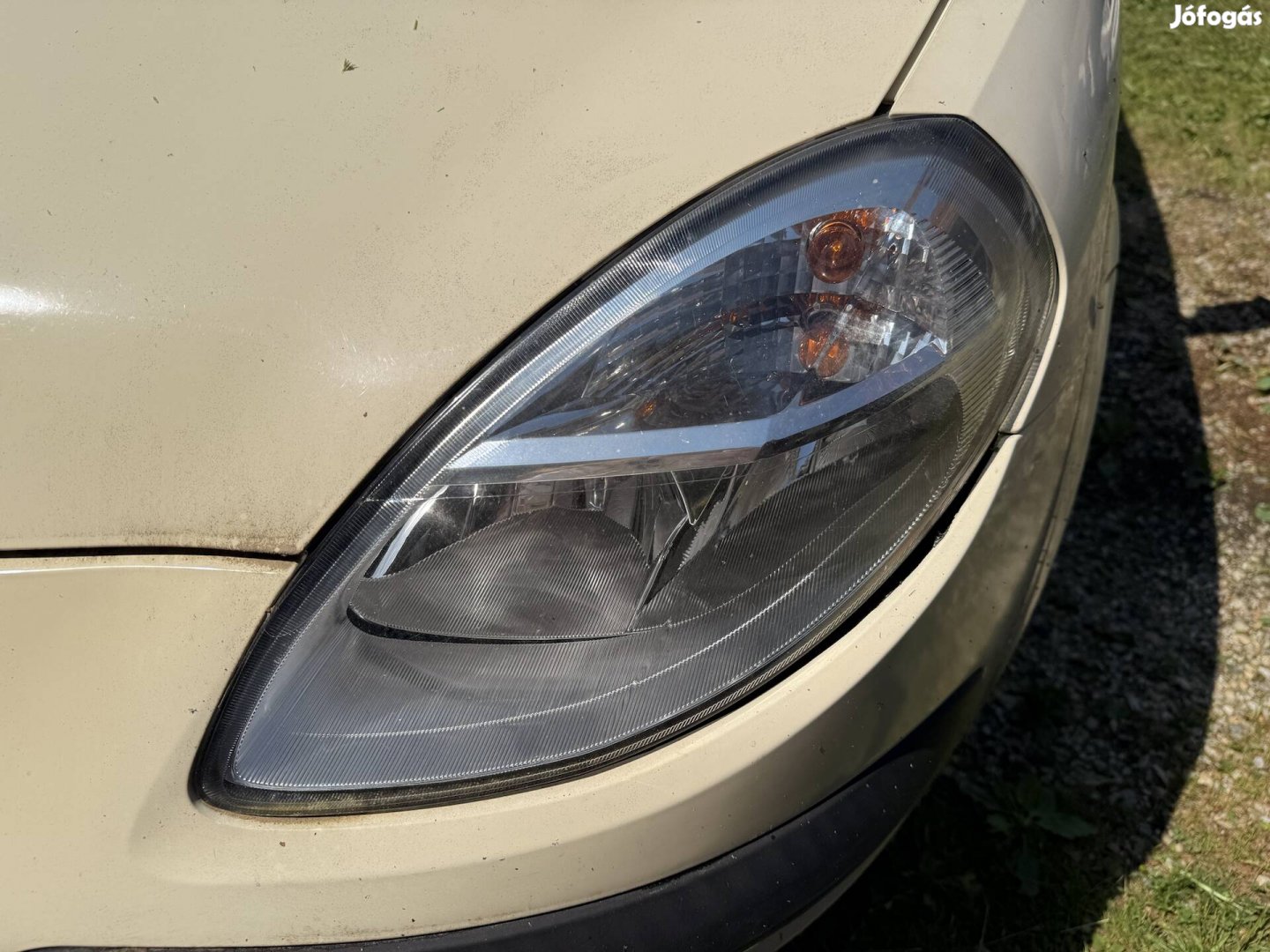 Lancia Ypsilon (3 ajtós) 1.2B bal első lámpa 