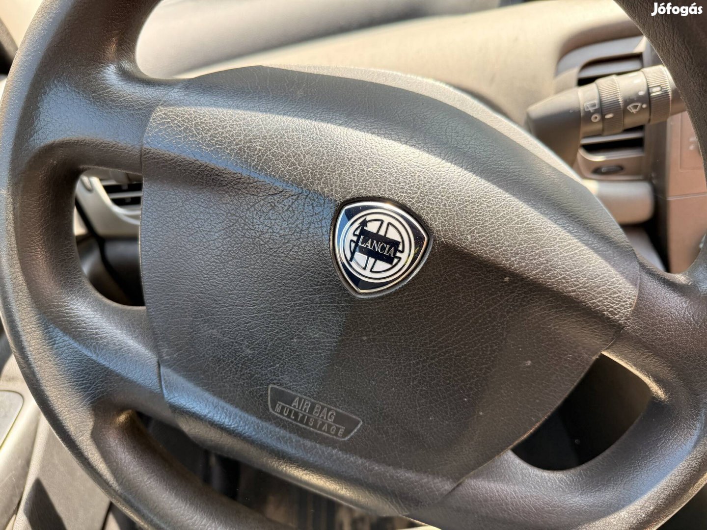 Lancia Ypsilon (3 ajtós ) 1.2B kormány légzsák 