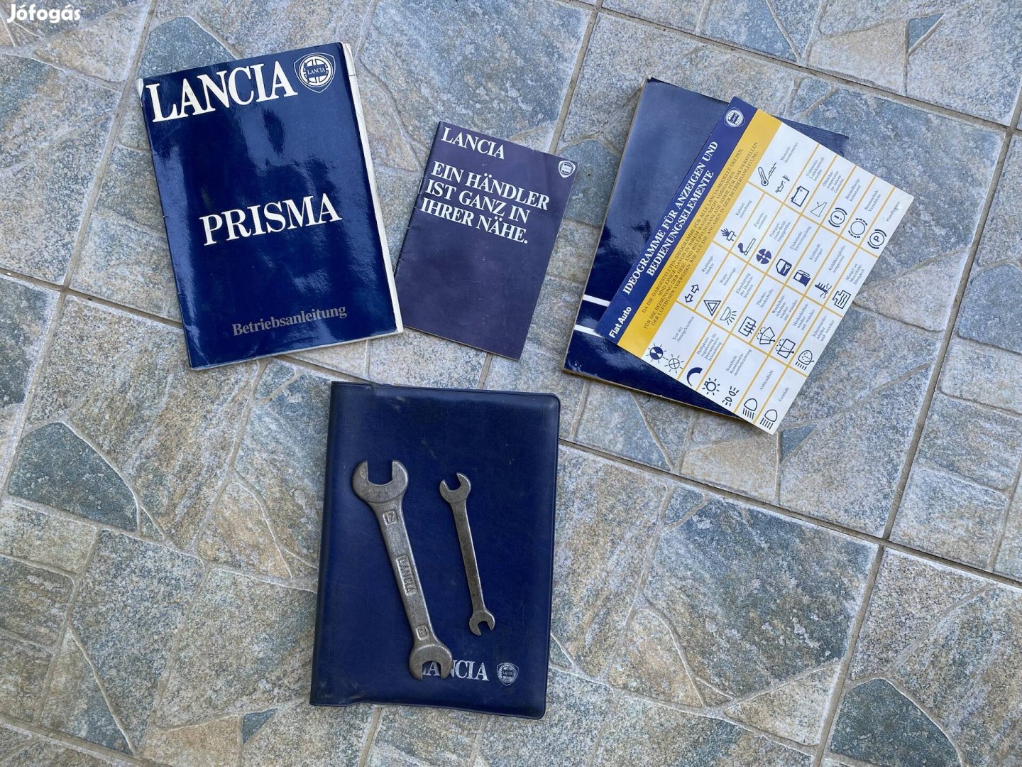 Lancia prisma kézikönyv + gyári szerszám