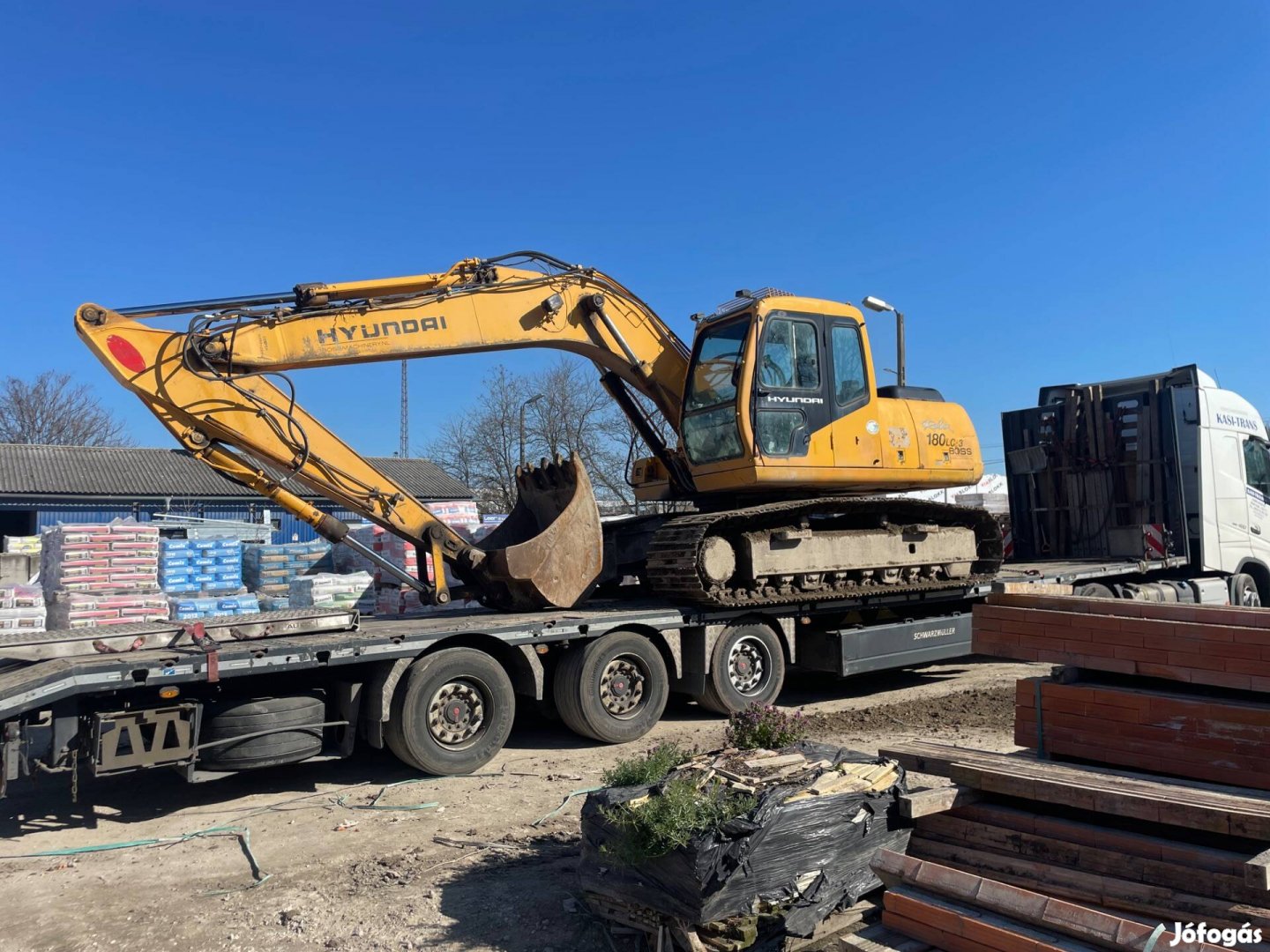 Lánctalpas Forgókotró Hyundai Robex 180 LC-3