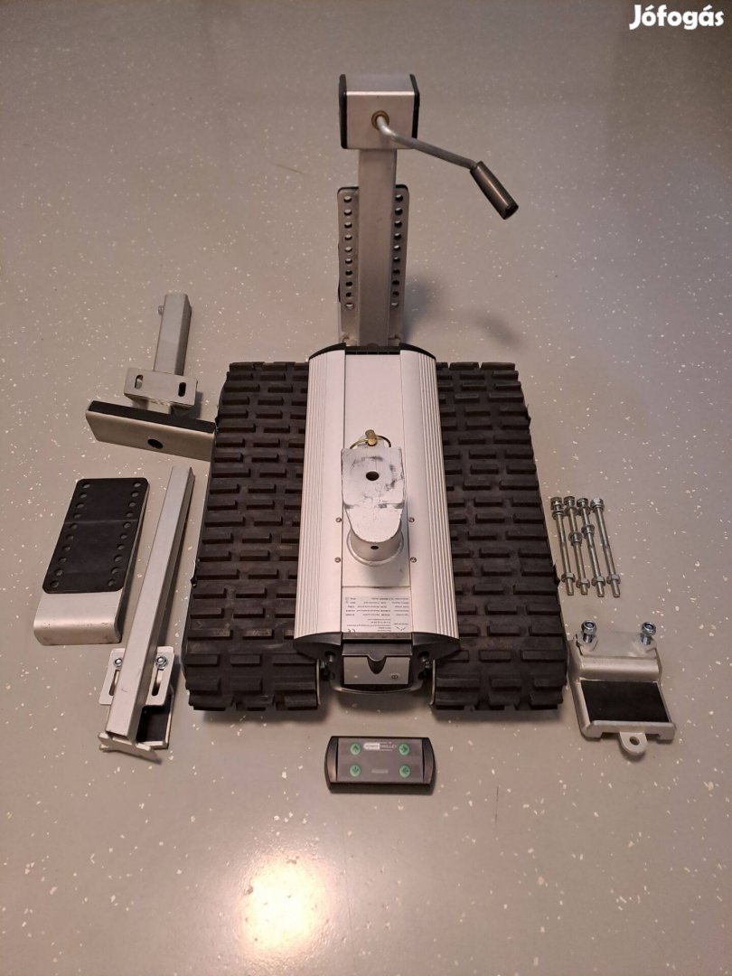 Lánctalpas utánfutó vontató Robot Trolley Model RT4500