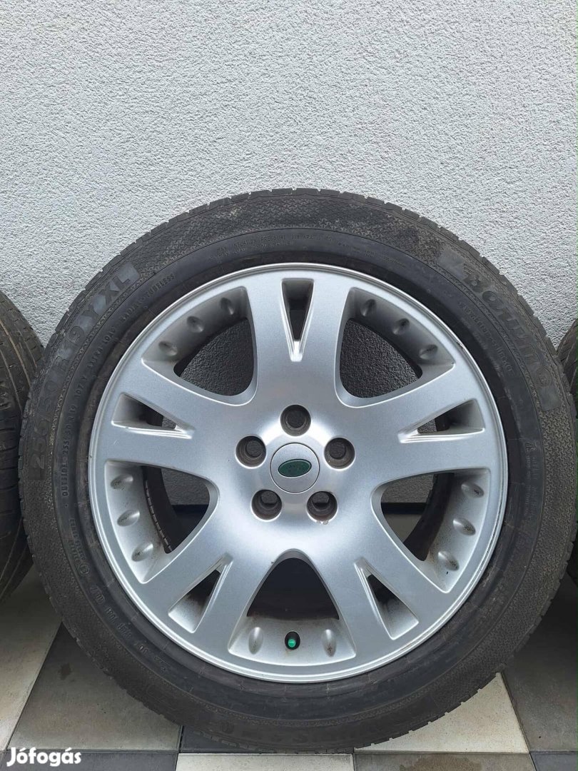 Land Rover 19 colos gyári Range Rover