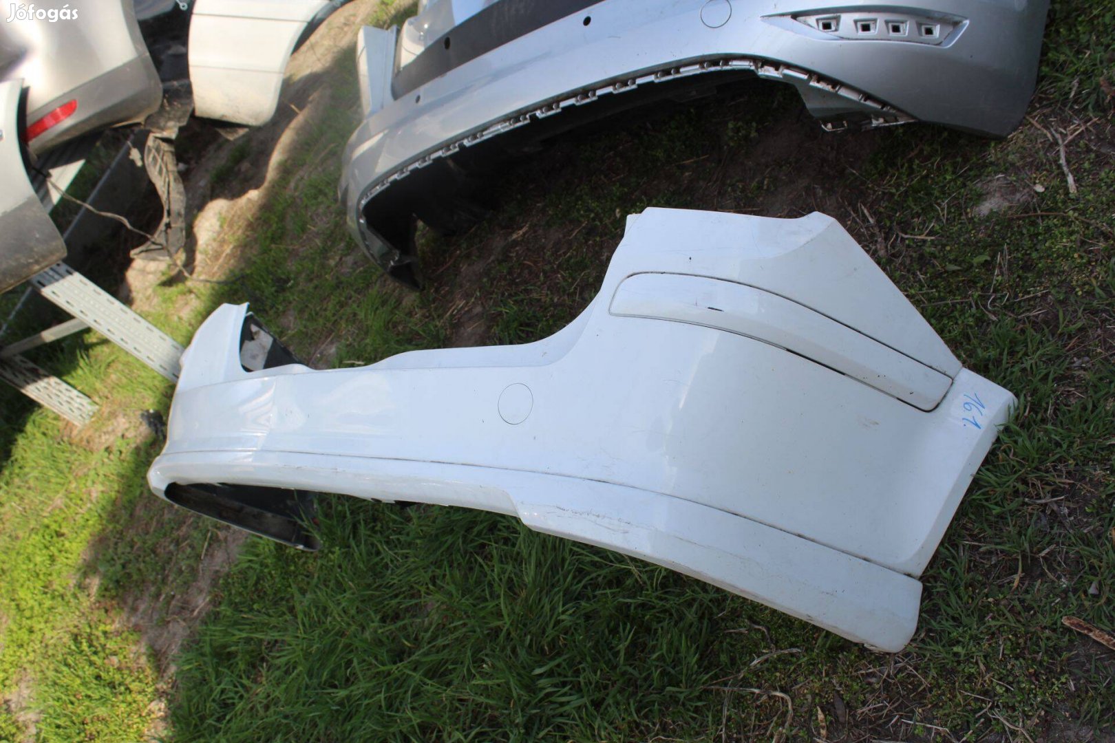 Land Rover Freelander 1998-2003 hátsó lökhárító (5 ajtós) (175)