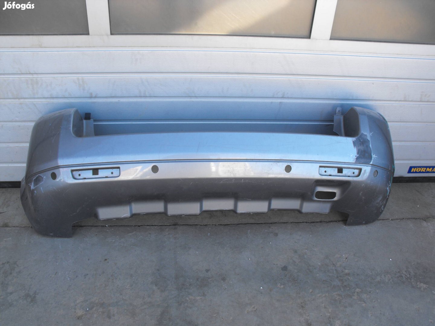 Land Rover Freelander 2 L359 hátsó lökhárító lökő 2006-2014 képeken