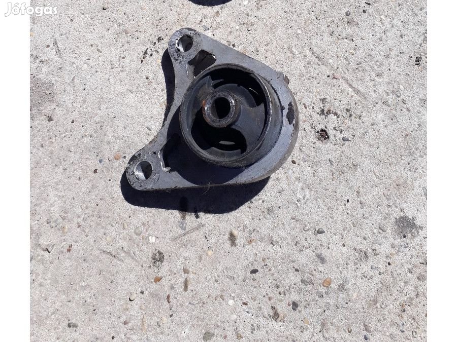 Land Rover Freelander 1997-2006 Hátsó Difi Tartóbak