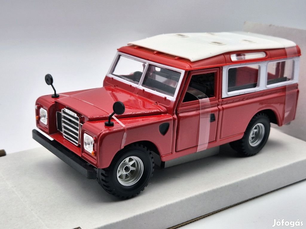 Land Rover series II - Bburago - 1:24
