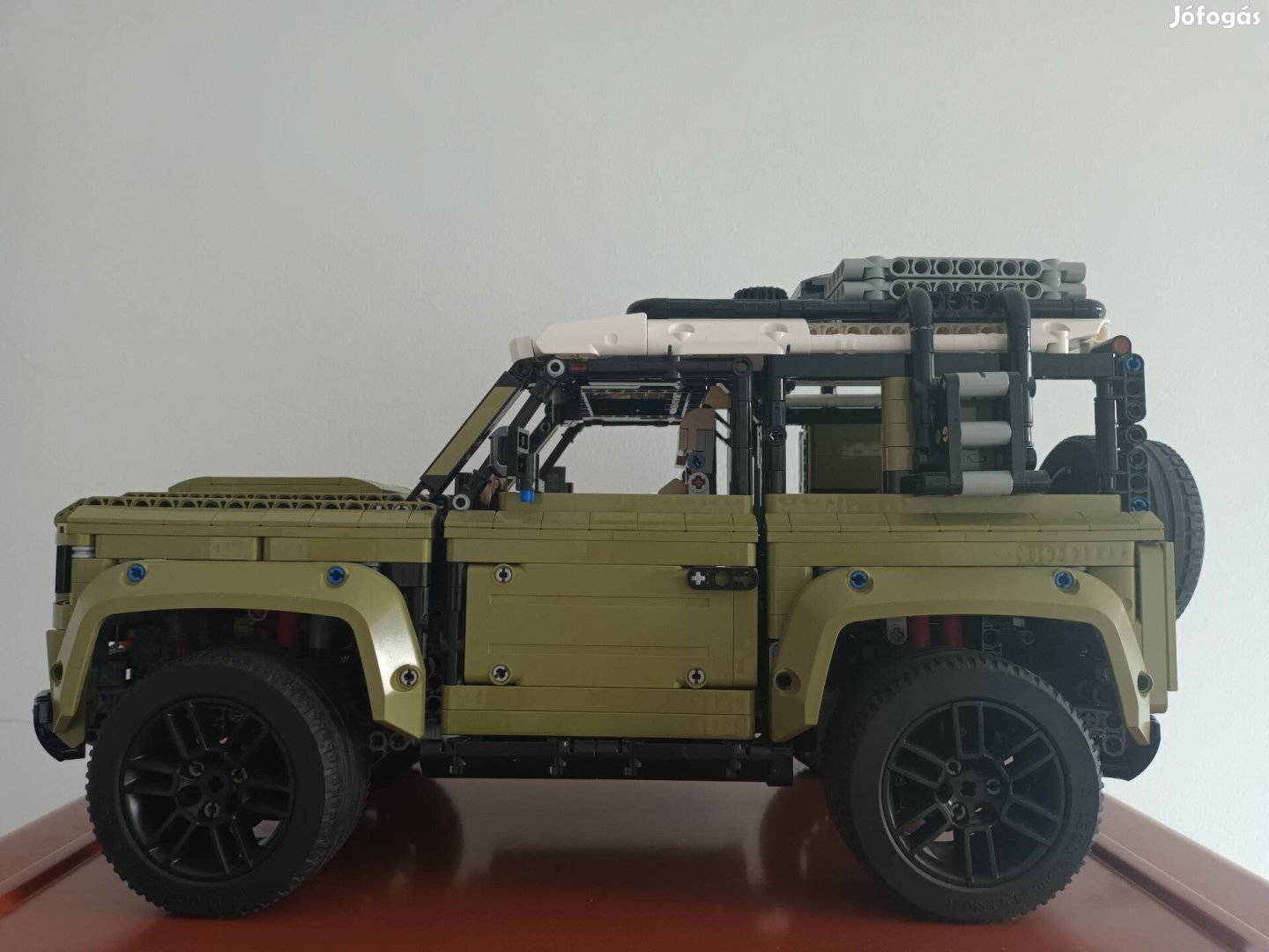 Land rover Defender Lego Technic 42110