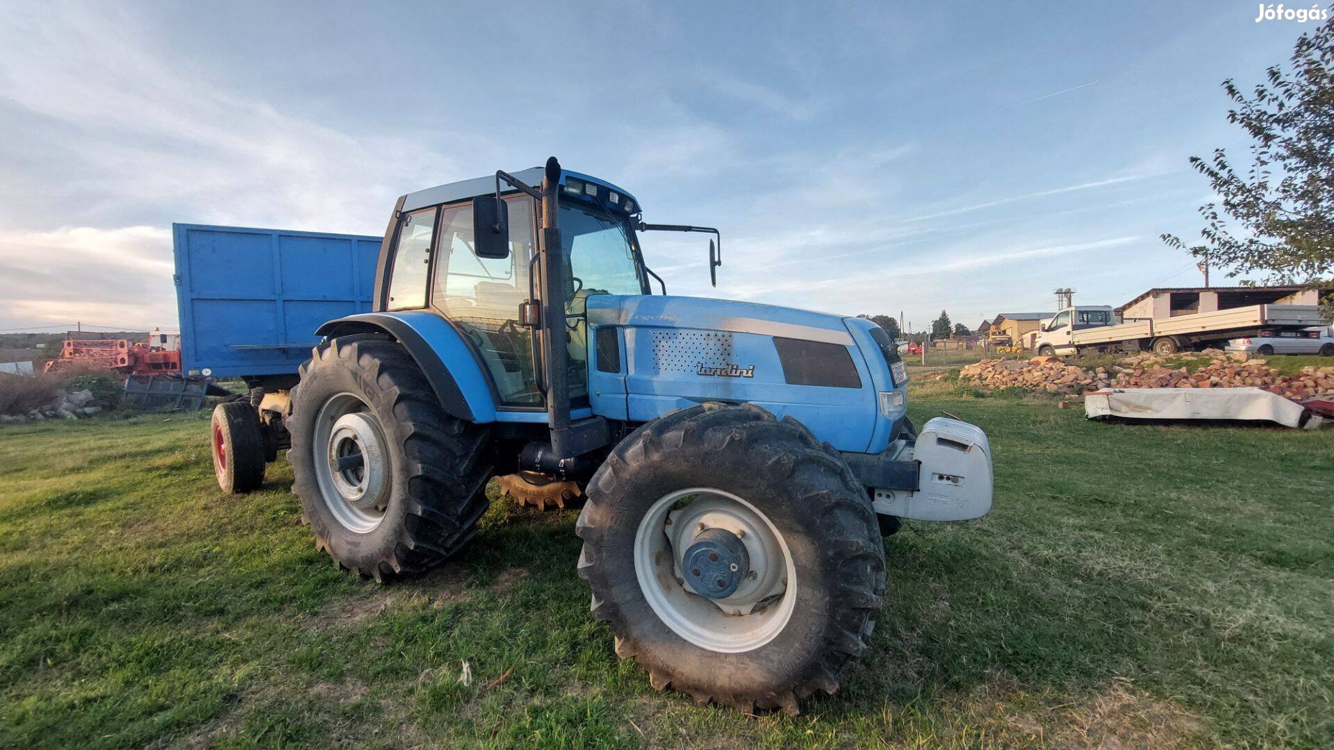 Landini Legent 137 LE traktor pótkocsival együtt eladó