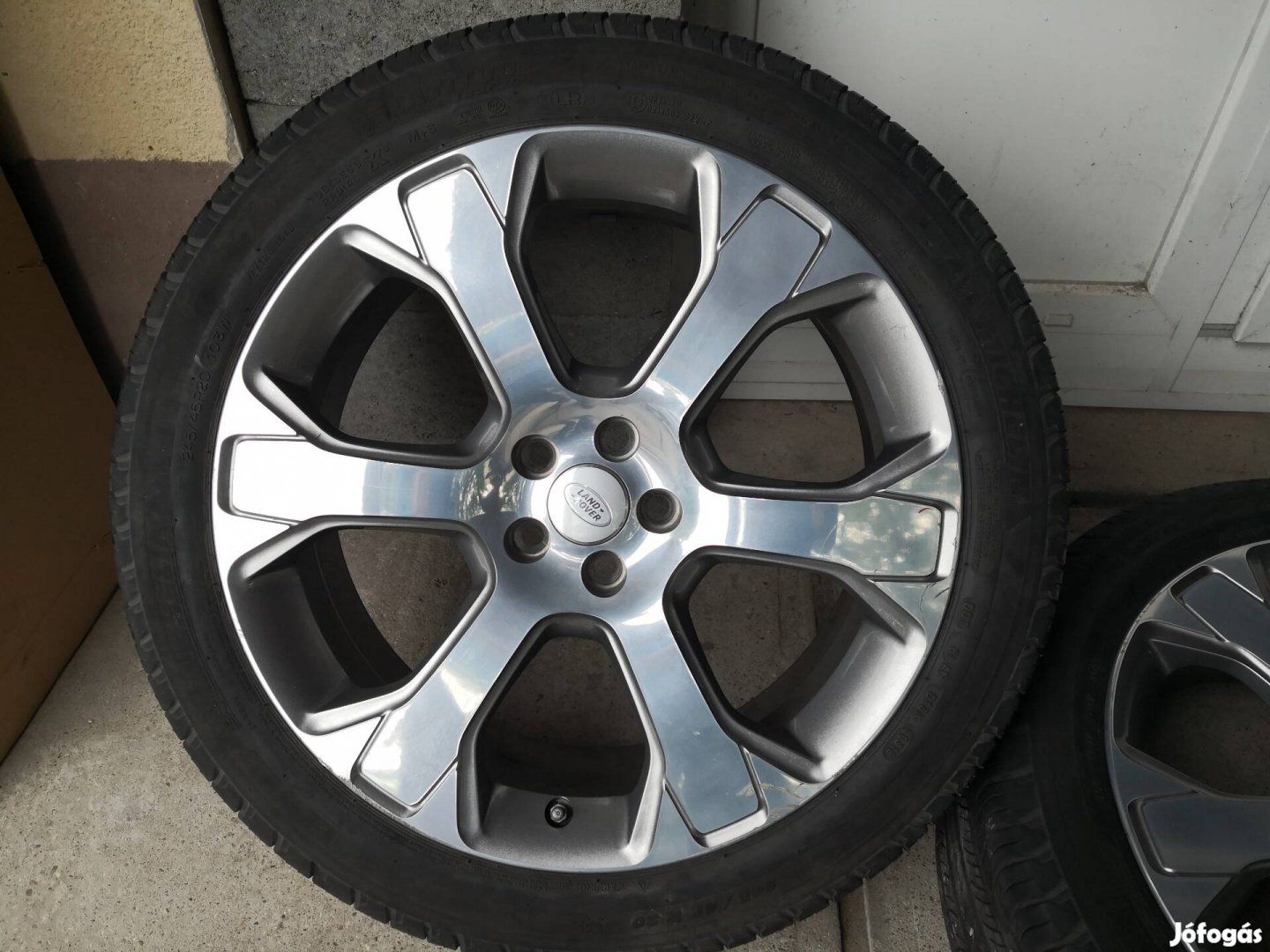 Landrover gyári, esetleg Ford Jaguar Volvo stb 20-as alukerék