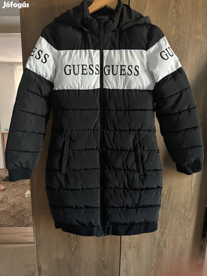 Lány Guess téli kabát
