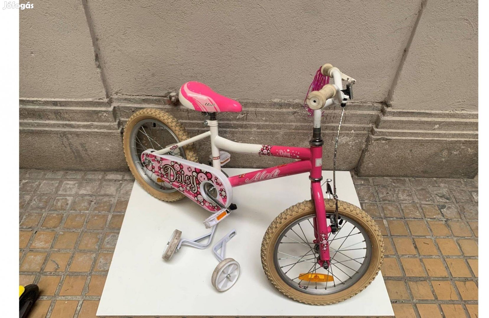 Lány bicikli rózsaszín fehér
