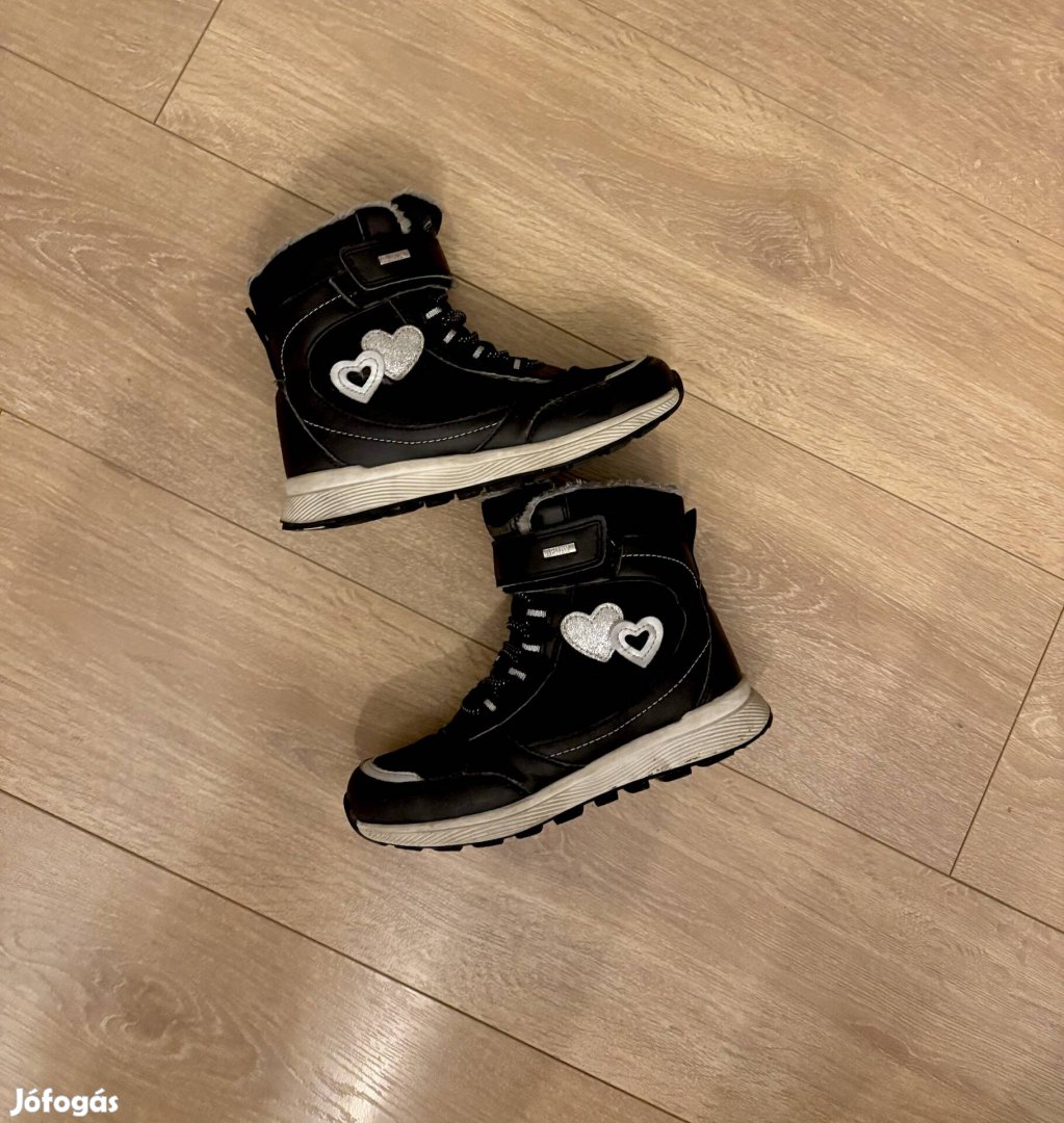 Lányka hózaposó 33-as