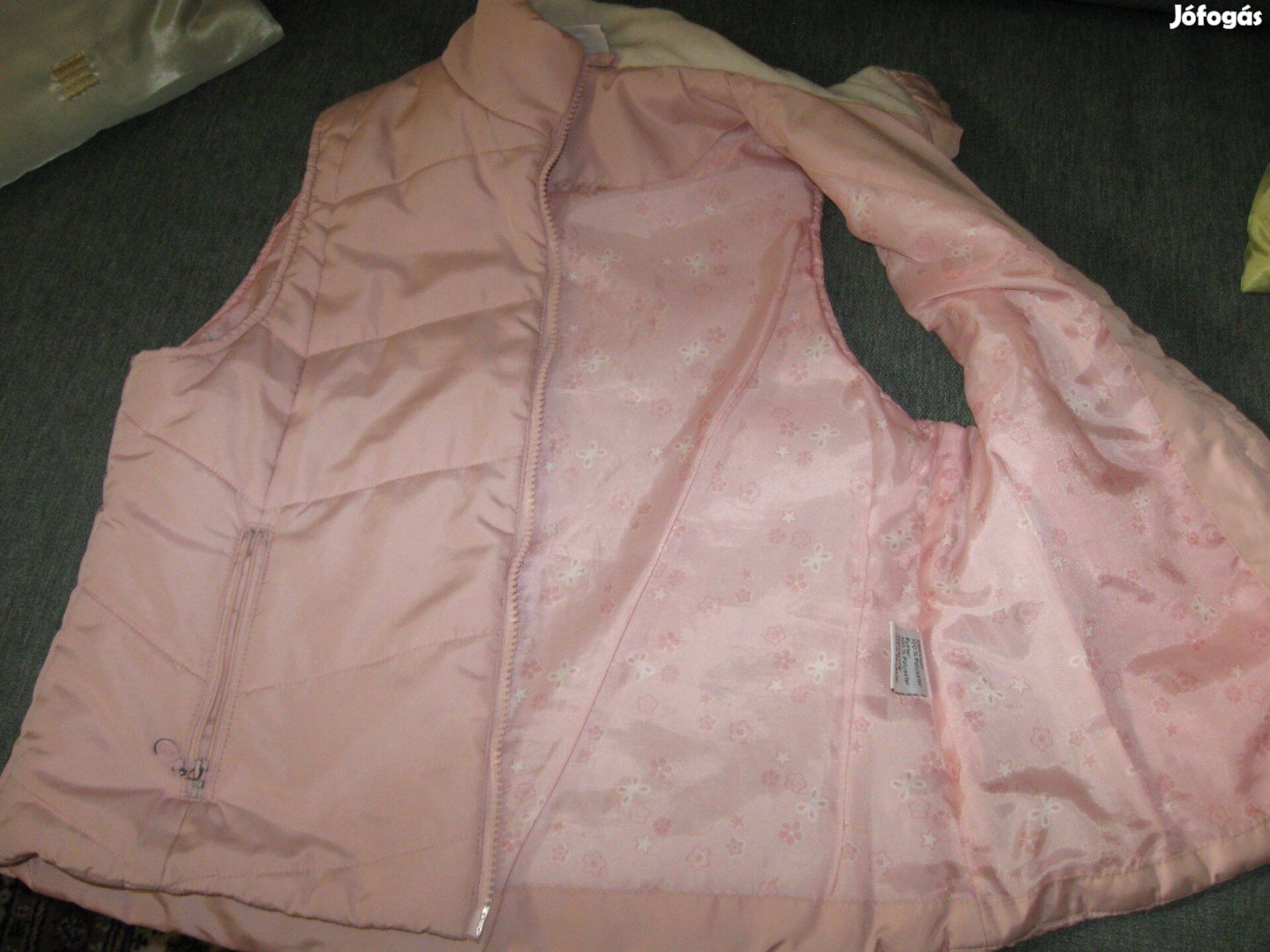 Lányka rózsaszín mellény 140-es