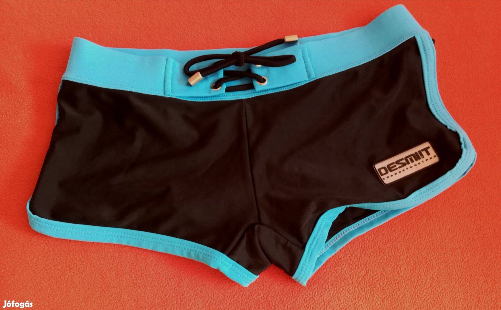 Lányka új csinos fürdőnadrág,S méretben!53