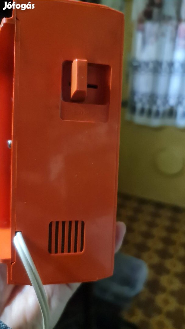 Lapozos elektromos óra