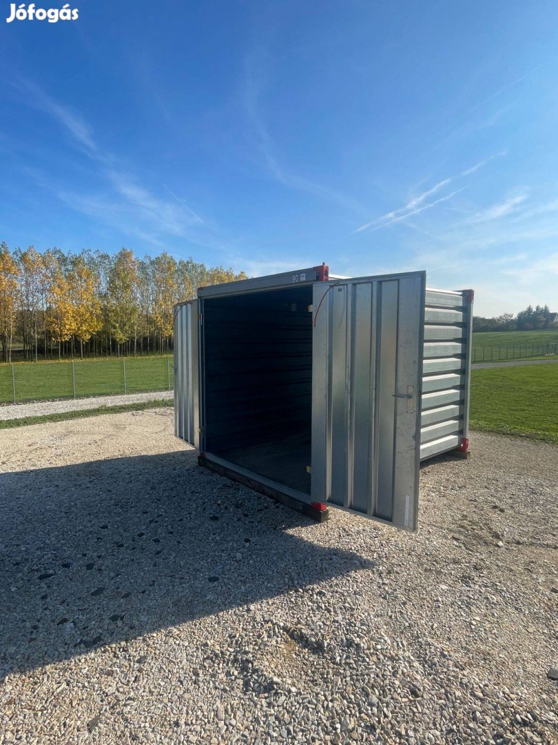 Lapraszerelt könnyűszerkezetes tároló konténer