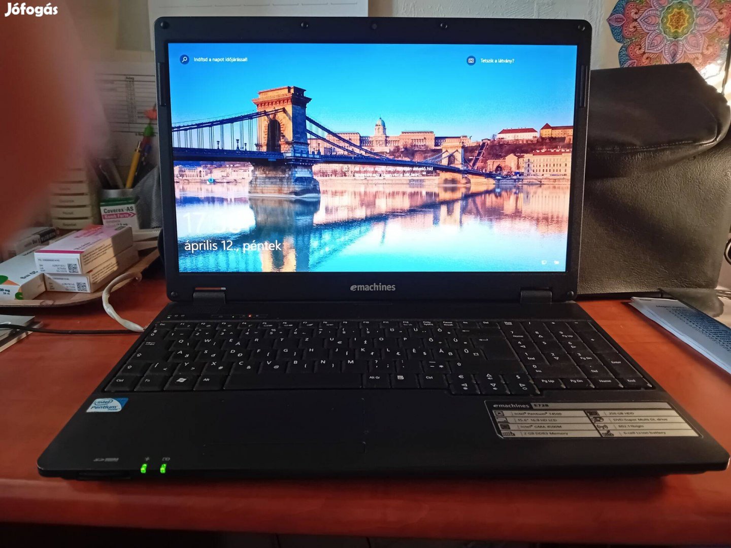 Laptop Acer Emachines E 728