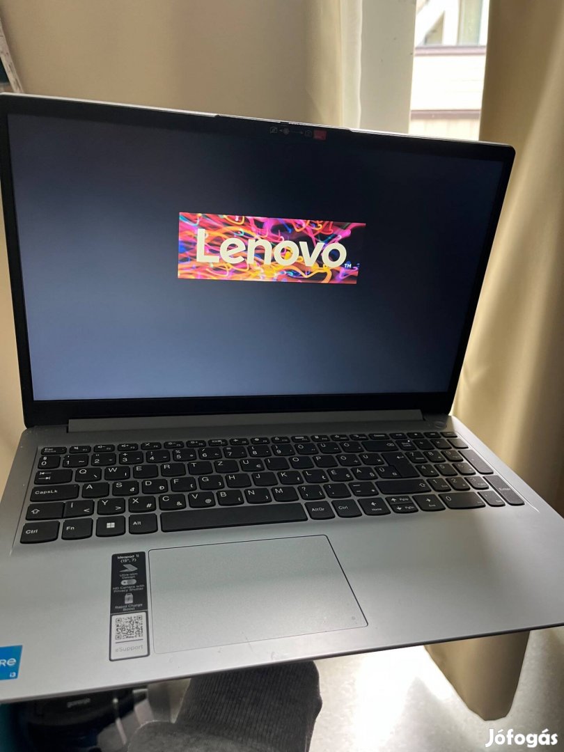 Laptop Lenovo Idepad 1