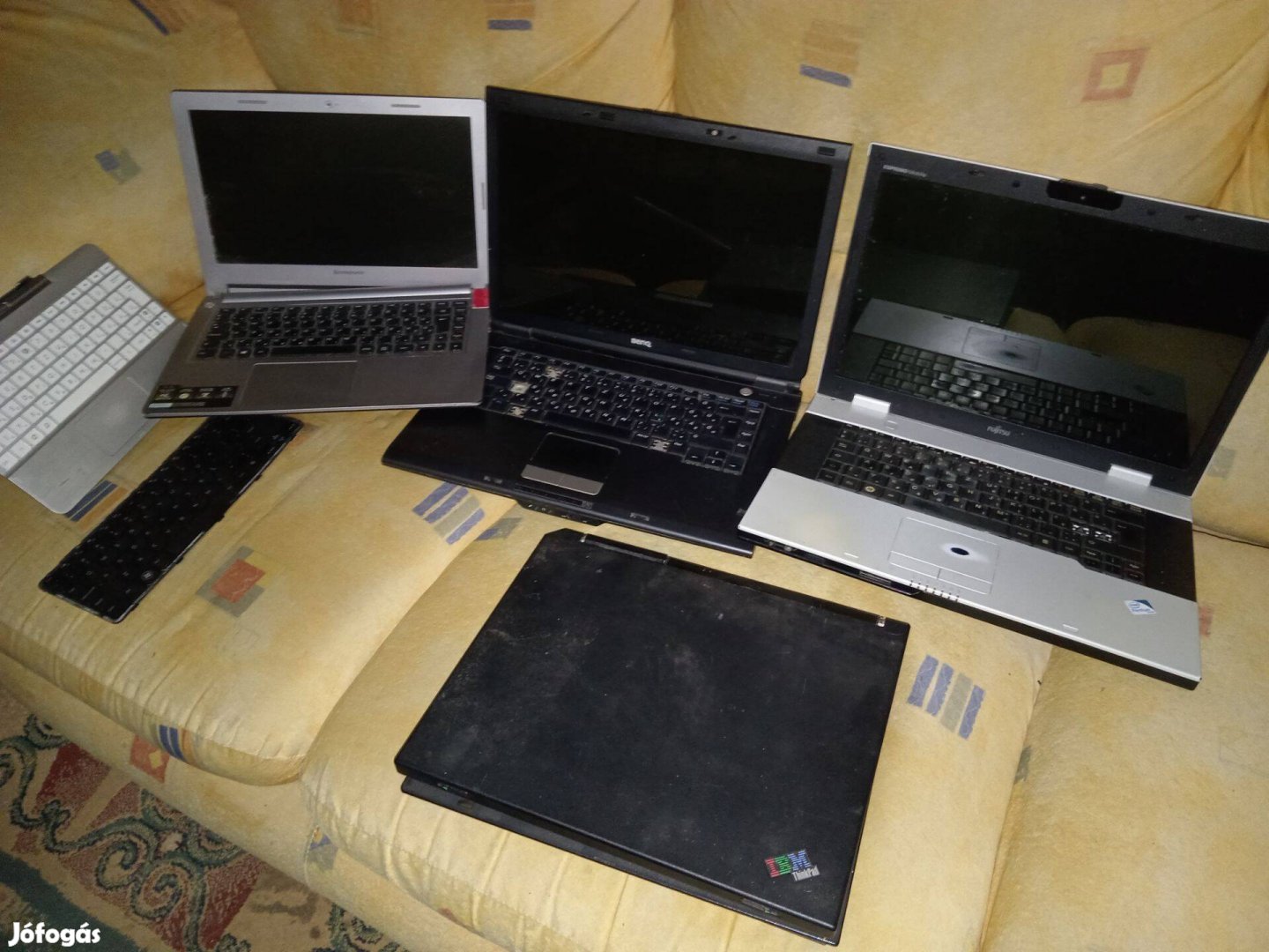 Laptop alkatrészek