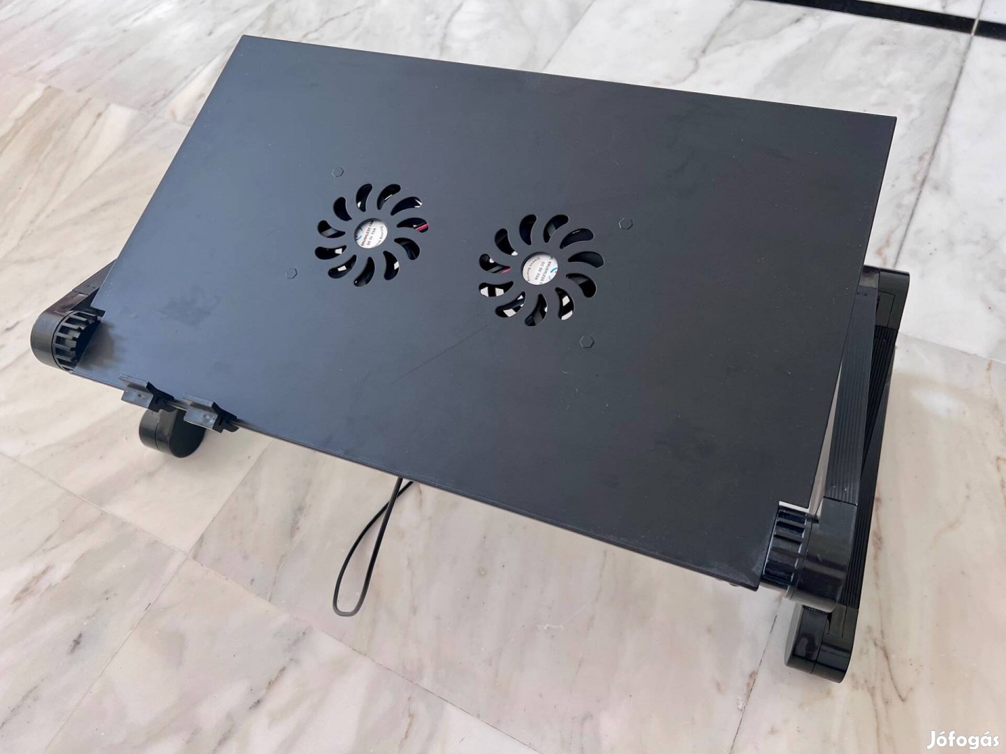 Laptop allvany hutoventilatorral