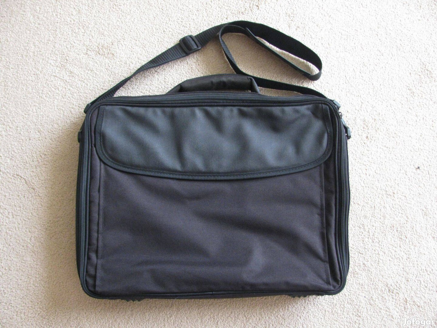 Laptop táska