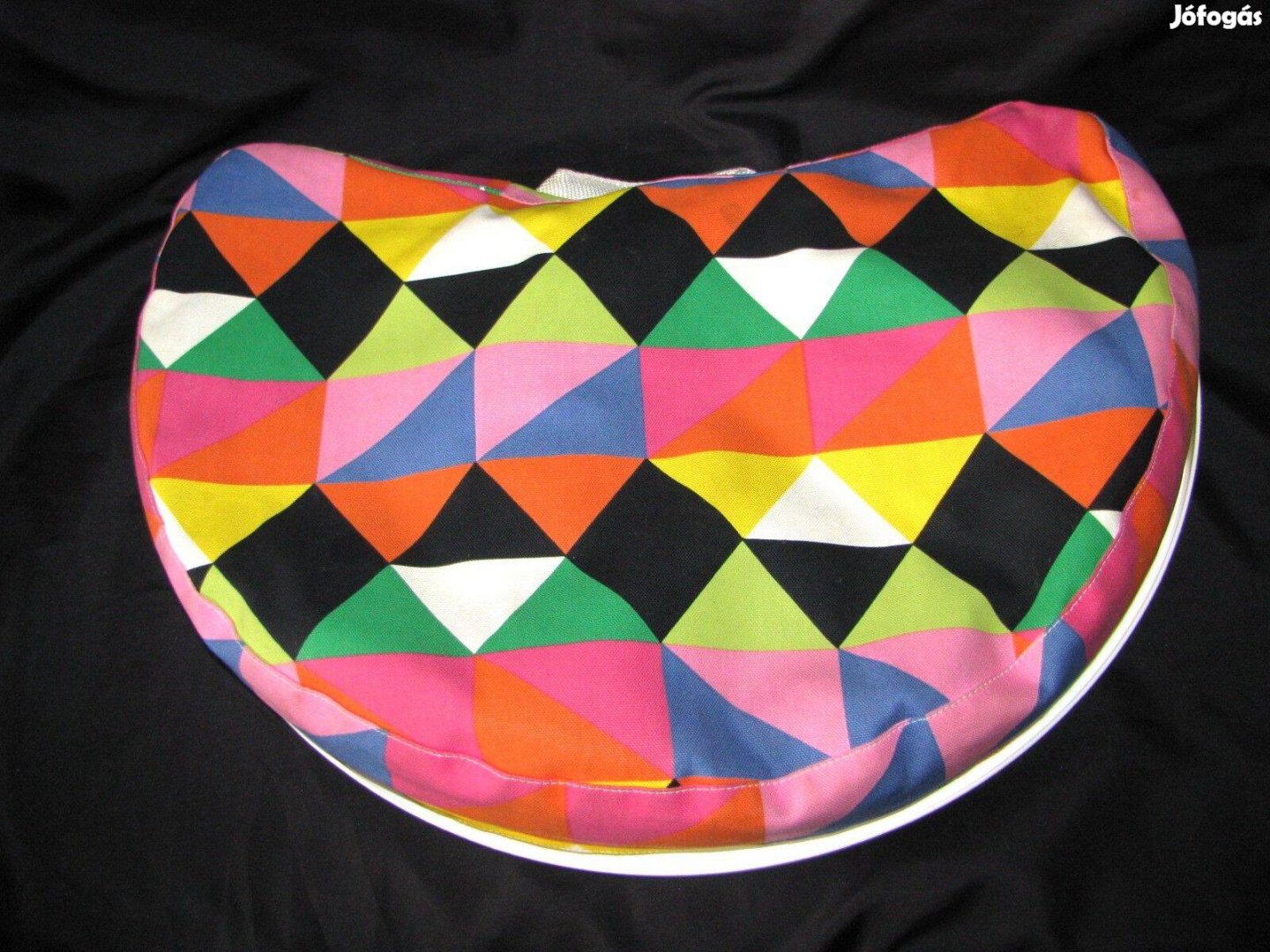 Laptoptartó párna, színes, 52x32 ágyban ölben is, db áron IKEA