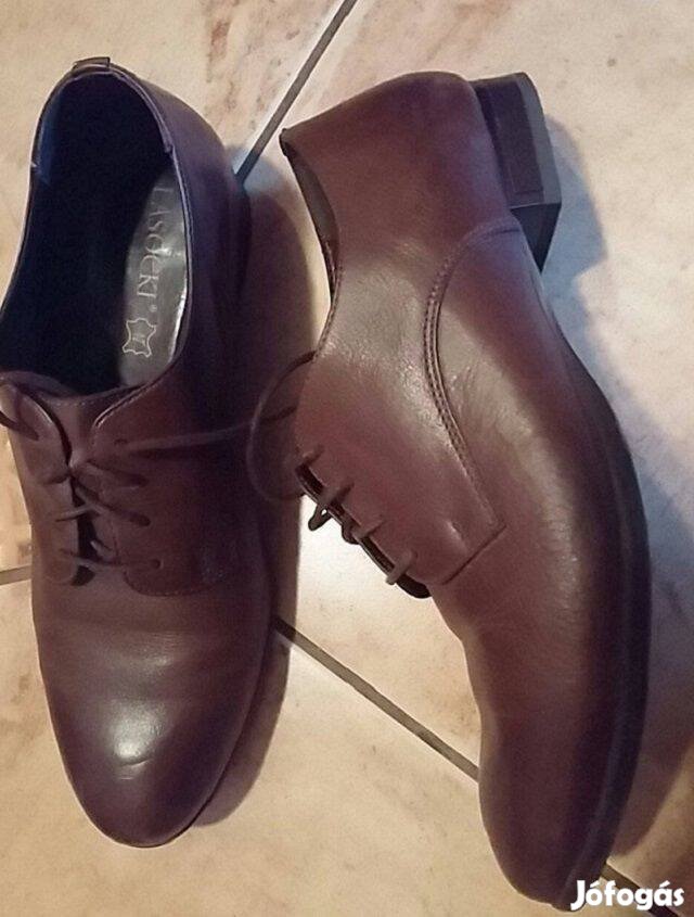 Lasocki 39~es barna cipő