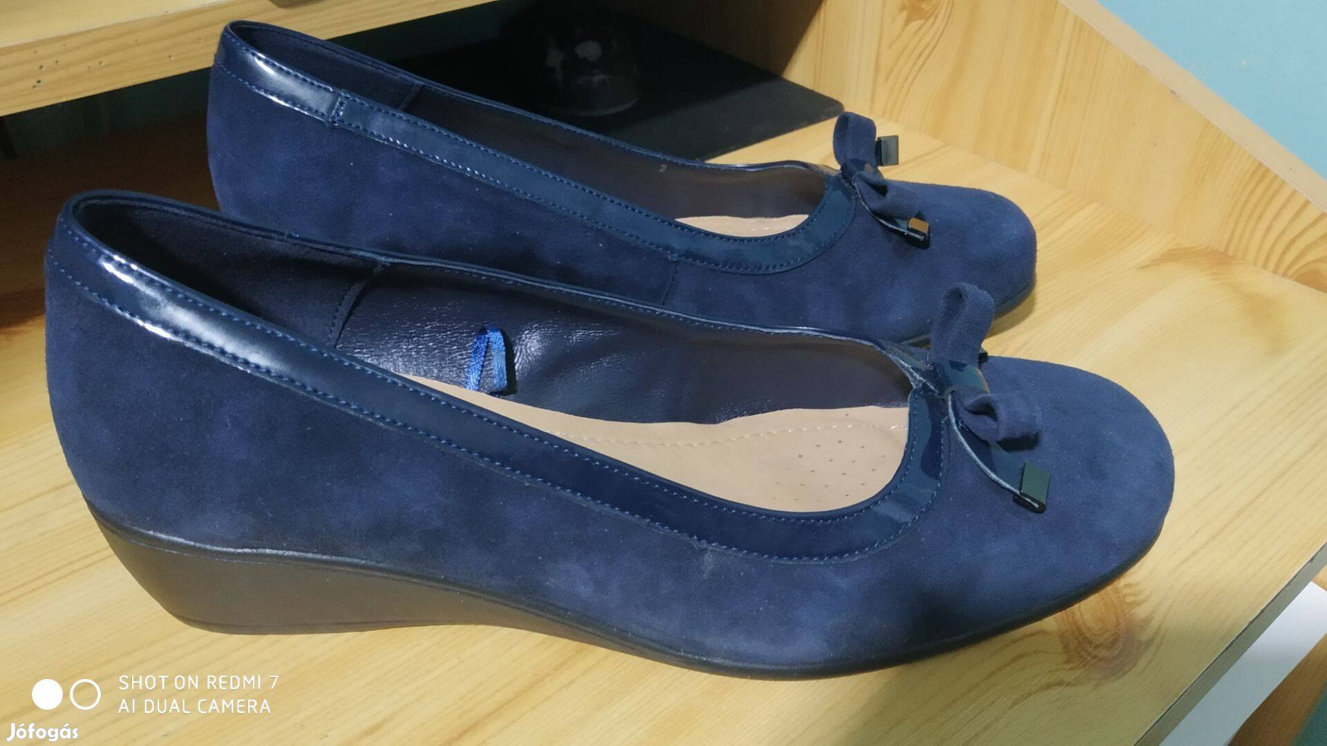 Lasocki 41-es női cipő eladó