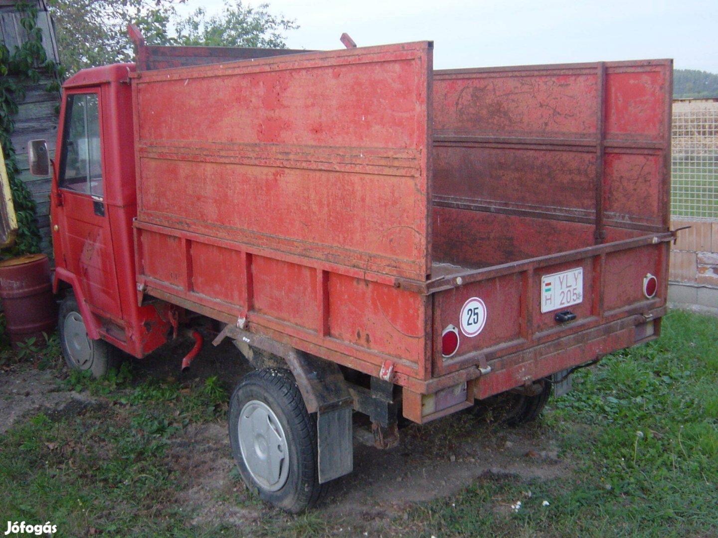 Lassújármű, rendszámos,egyedi,4x4,billencs