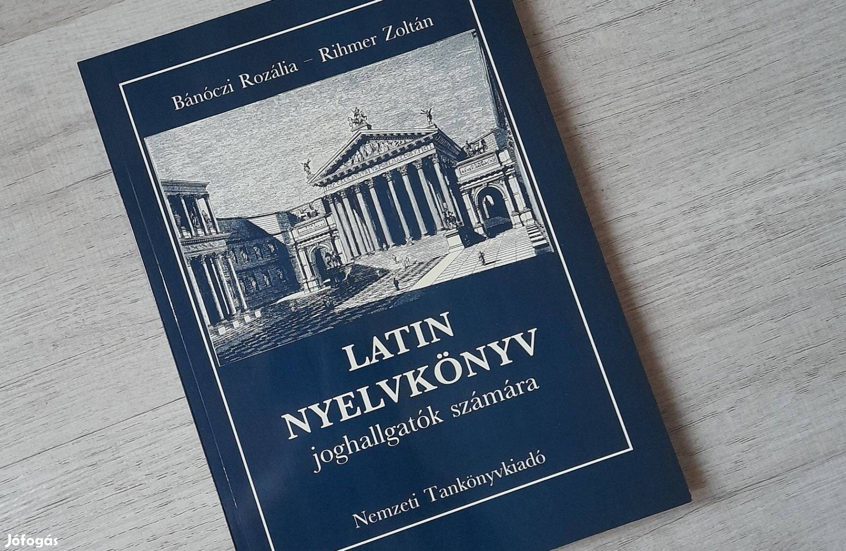 Latin nyelvkönyv