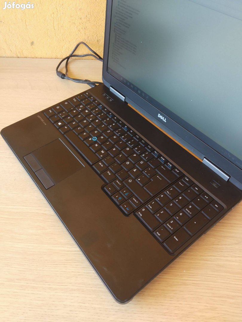 Latitude E5540 i5-4310CPU, 100%akkuval Nvídiageforce és Intel Hdvideók