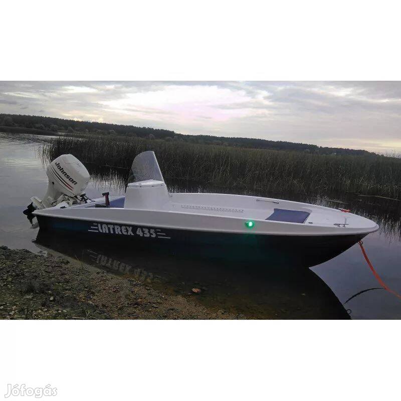 Latrex 435 motorcsónak