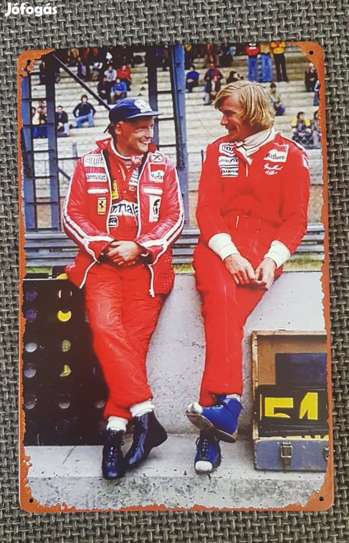 Lauda Hunt fémtábla