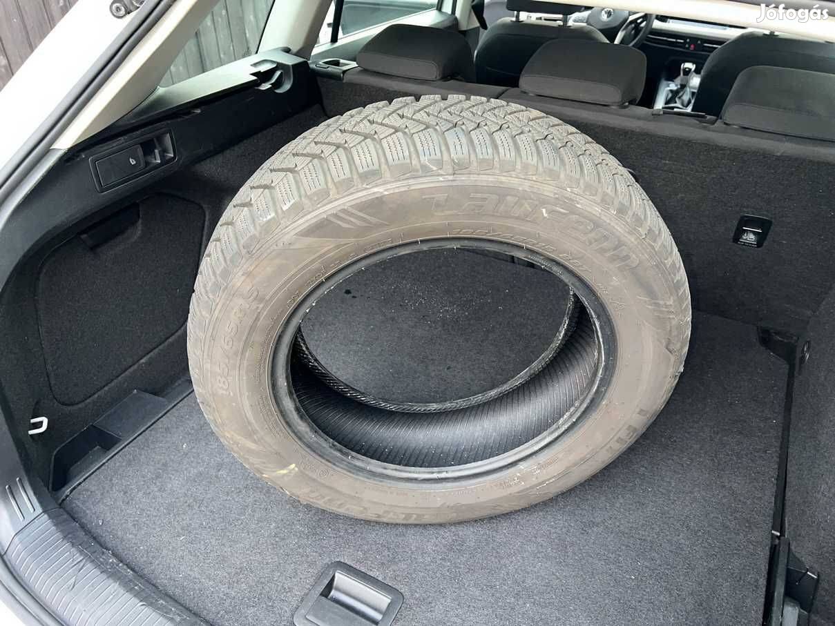 Laufenn 185/65 R15 téligumi